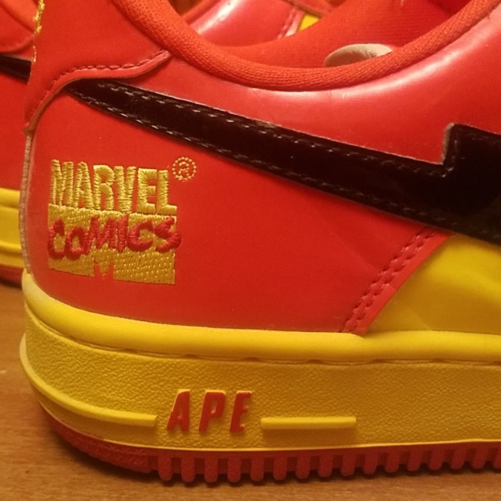 Marvel Comics Ironman Bapesta 10.5 shoes